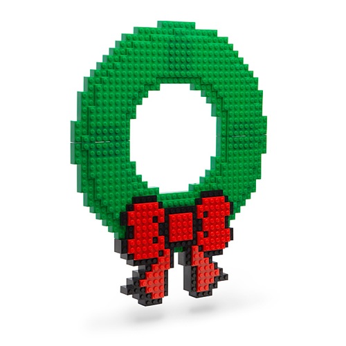 デコレーションはアイデア次第 レゴ で飾りつけできるクリスマス リースがドット絵っぽくて超かわいい そうさめも